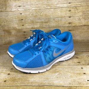 Nike Dual fusion Womens Sz 7.5 shoes light blue